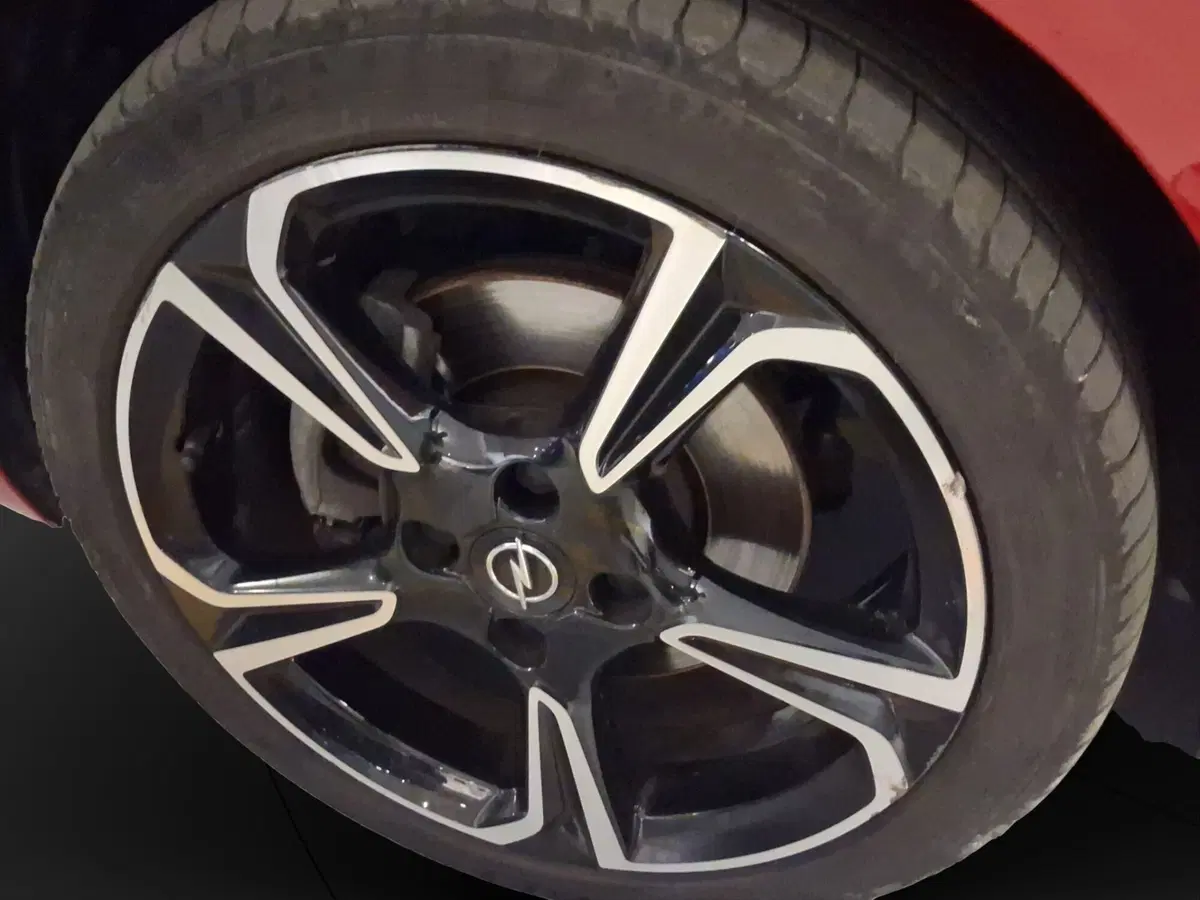 Opel Corsa usata a Genova (18)