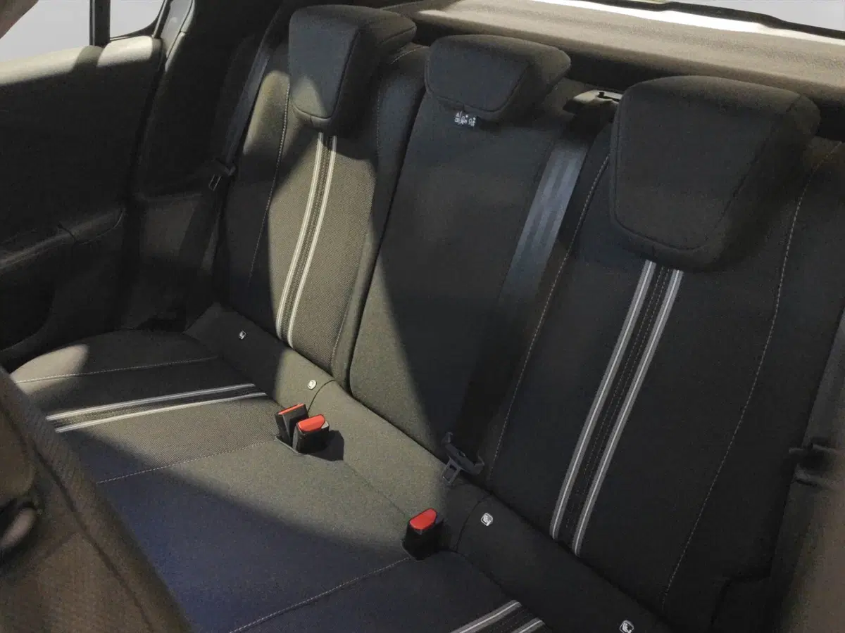Opel Corsa usata a Genova (10)