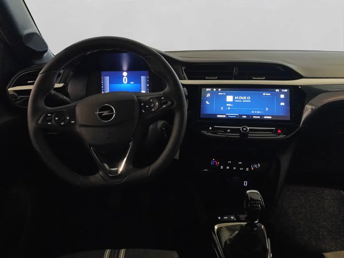 Opel Corsa usata a Genova (11)