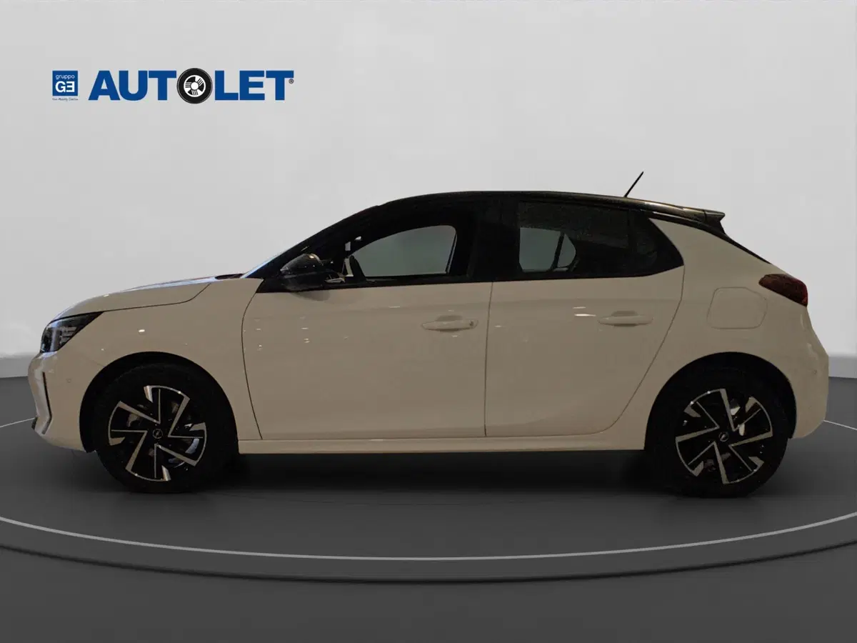 Opel Corsa usata a Genova (5)