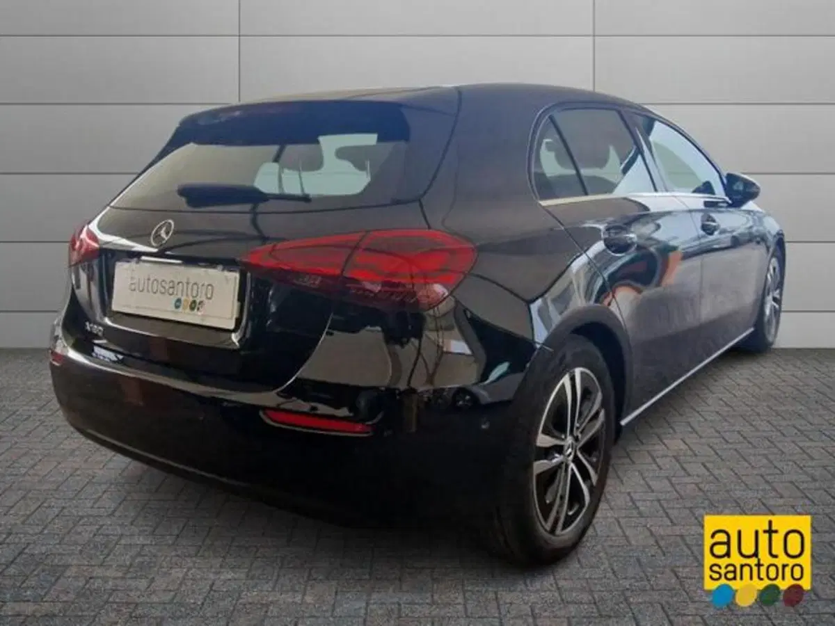 Mercedes-Benz Classe A Sedan usata a Salerno (3)