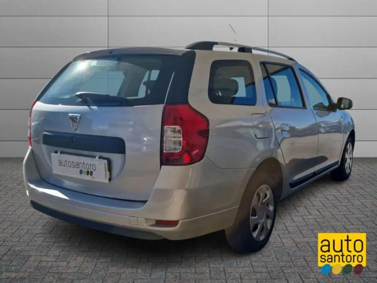 Dacia Logan usata a Salerno (4)