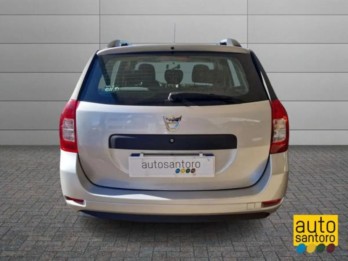 Dacia Logan usata a Salerno (6)
