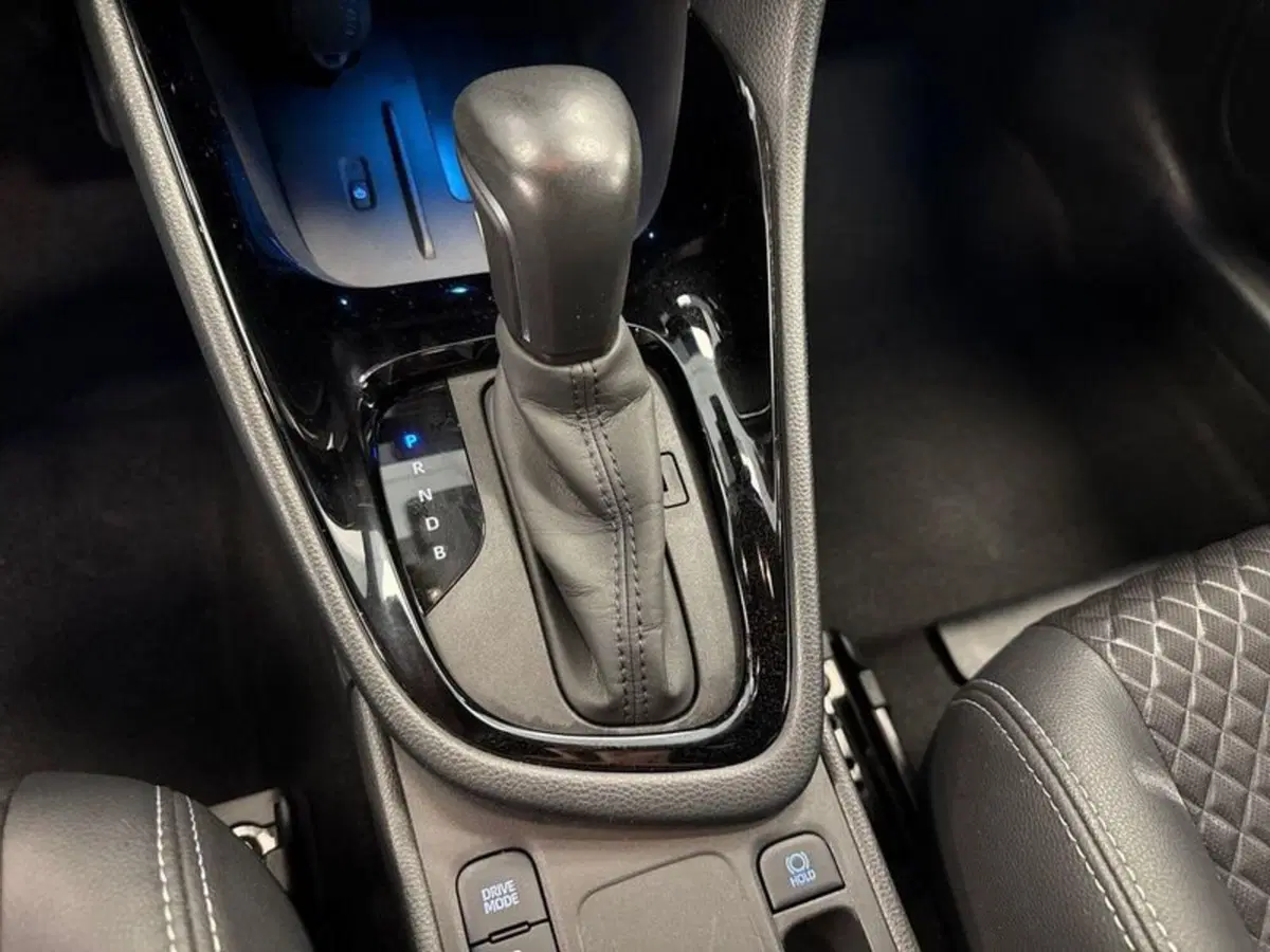 Toyota Yaris Cross usata a Prato (17)