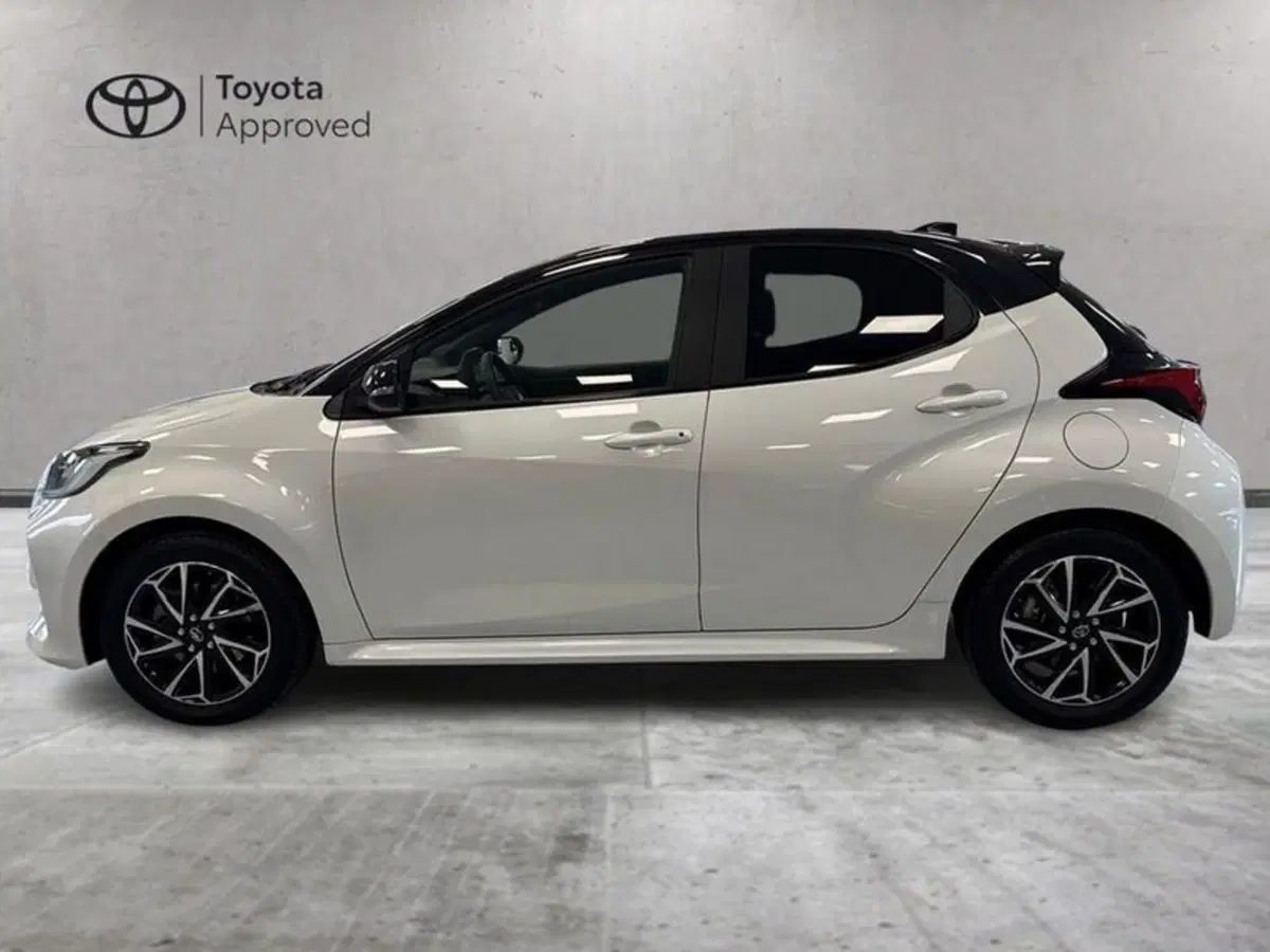 Toyota Yaris Cross usata a Prato (3)