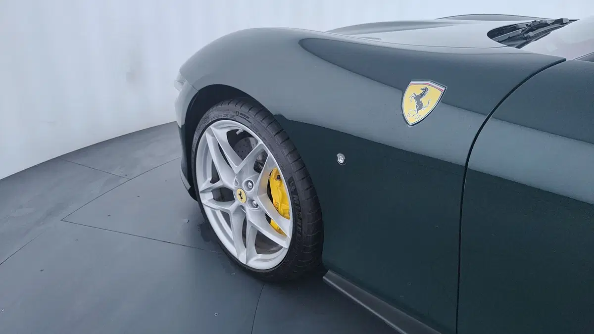Ferrari Roma Spider usata a Perugia (10)