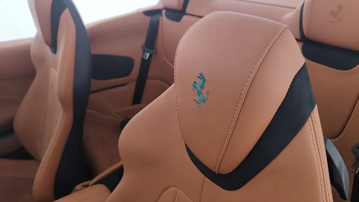 Ferrari Roma Spider usata a Perugia (15)