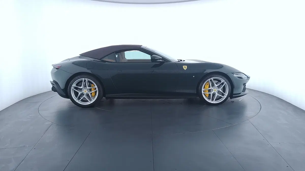Ferrari Roma Spider usata a Perugia (4)