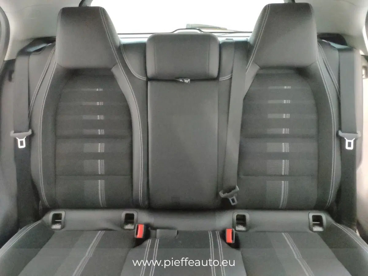 Mercedes-Benz GLA SUV usata a L'Aquila (13)