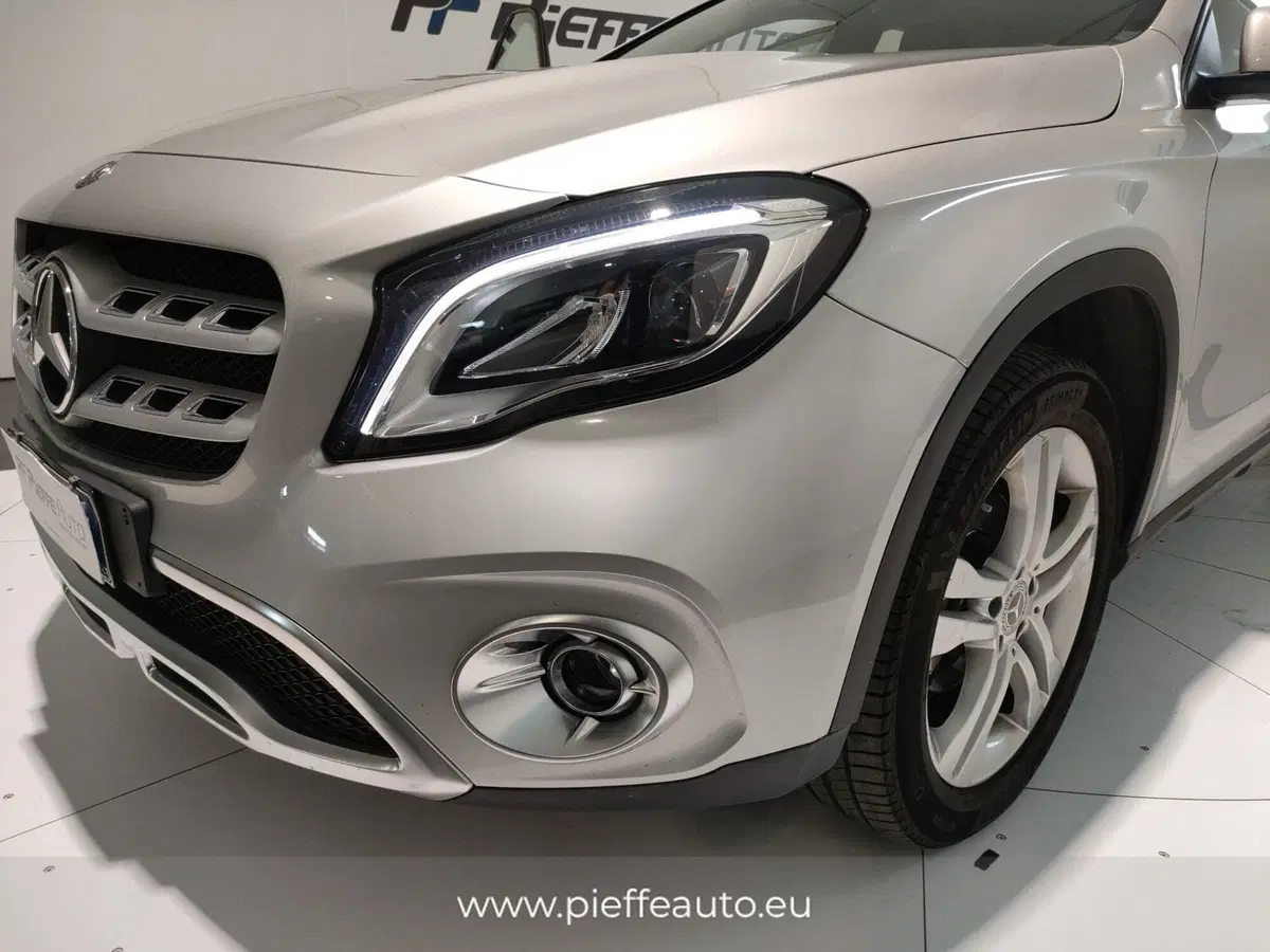 Mercedes-Benz GLA SUV usata a L'Aquila (9)