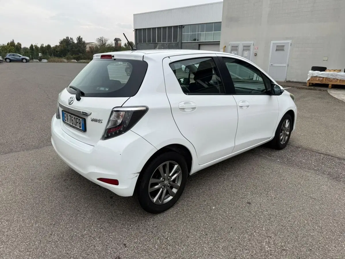 Toyota Yaris usata a Piacenza (5)