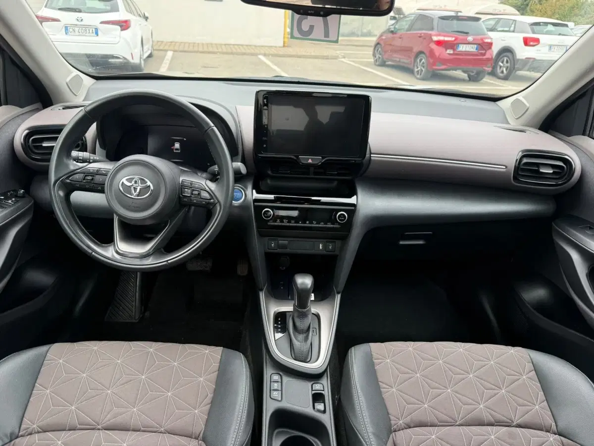 Toyota Yaris Cross usata a Piacenza (11)