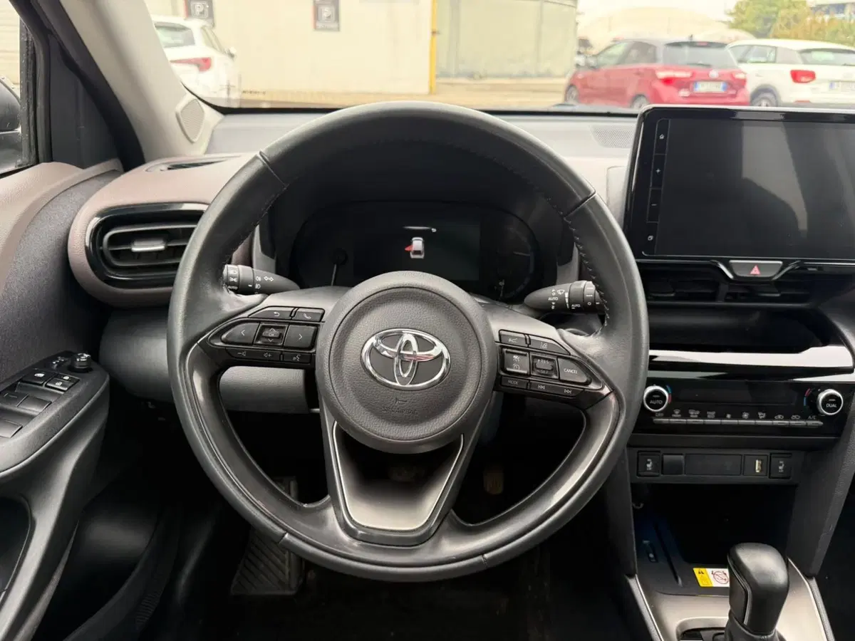 Toyota Yaris Cross usata a Piacenza (13)