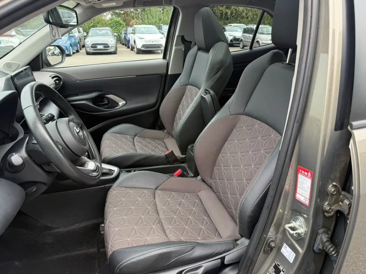 Toyota Yaris Cross usata a Piacenza (16)