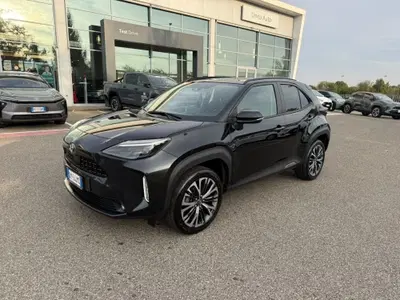 Toyota Yaris Cross 1.5h GR Sport Black Sky fwd 116cv e-cvt del 2023 usata a Piacenza
