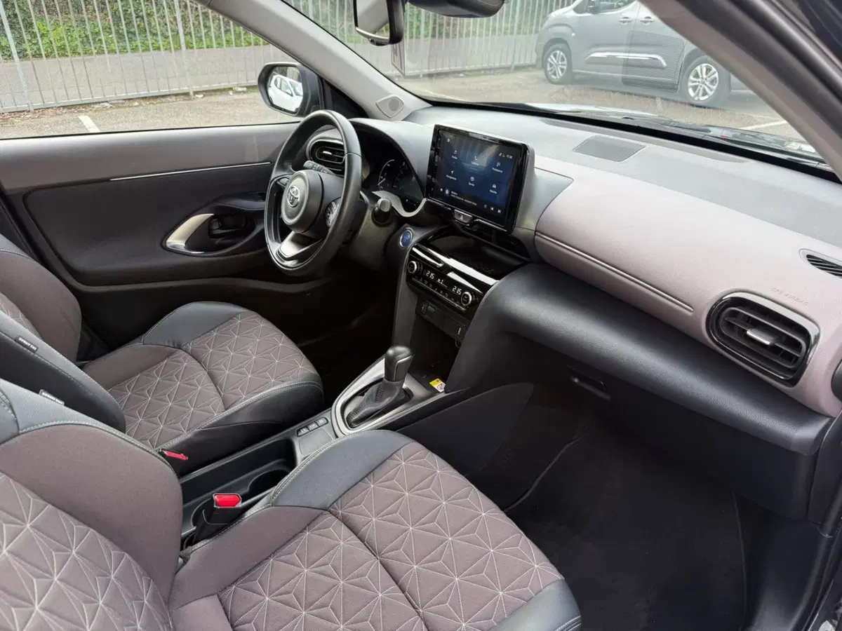 Toyota Yaris Cross usata a Piacenza (14)