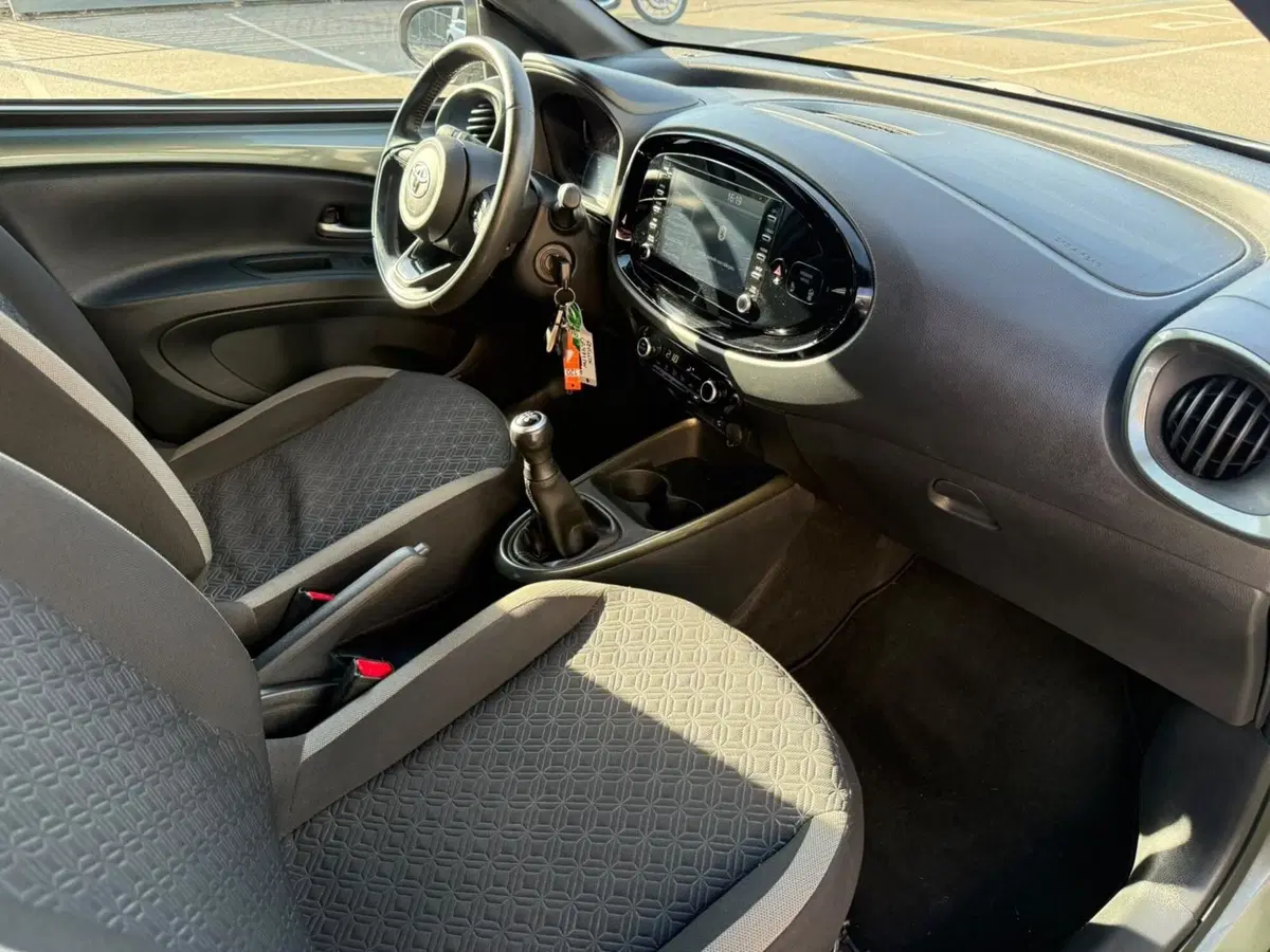 Toyota Aygo X usata a Piacenza (11)