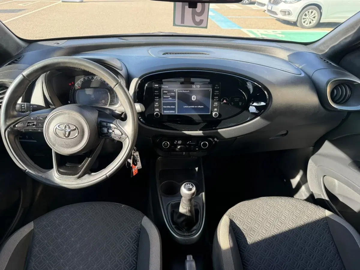 Toyota Aygo X usata a Piacenza (12)