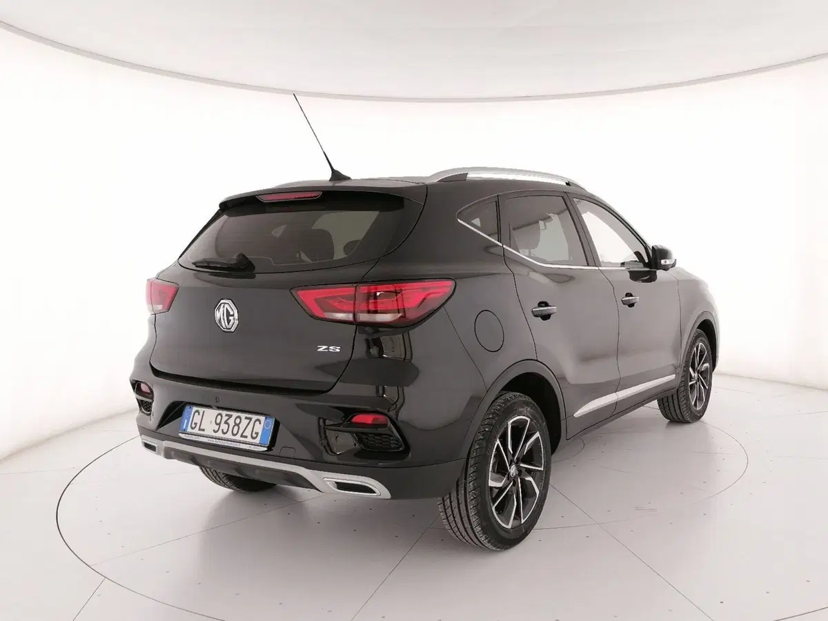 Mg ZS usata a Roma (2)