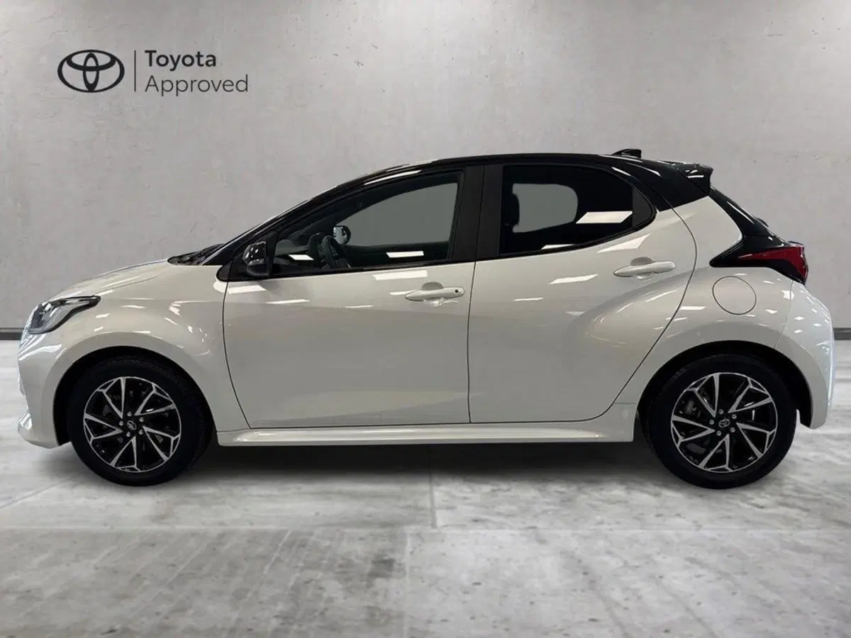 Toyota Yaris Cross usata a Prato (3)