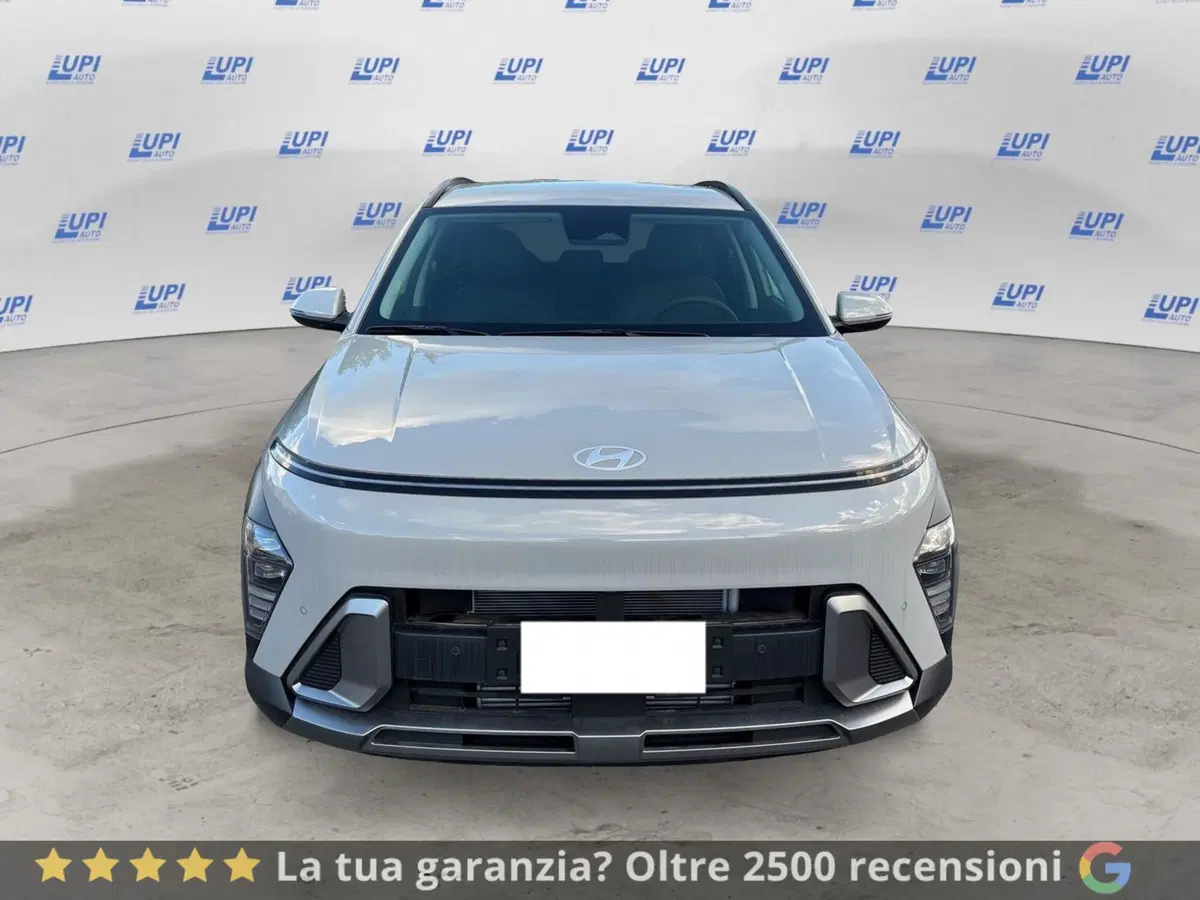 Hyundai Kona nuova a Lucca (8)