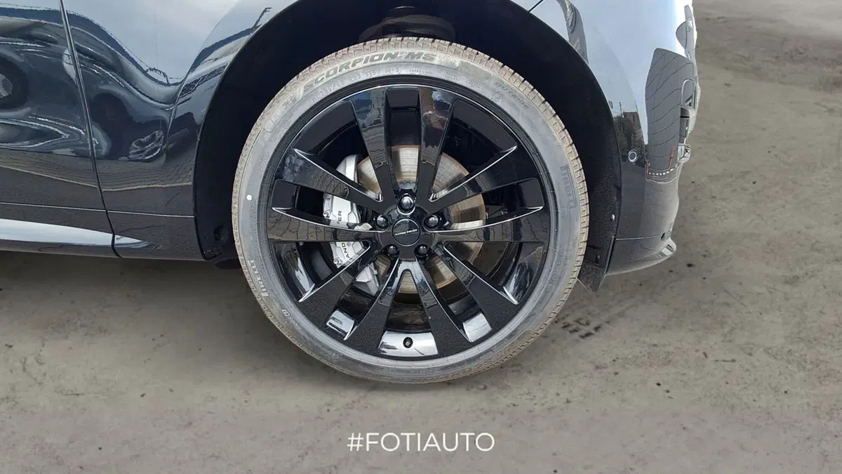 Land Rover Range Rover Sport nuova a Catania (9)