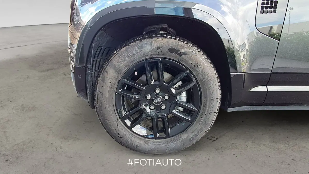 Land Rover Defender usata a Catania (8)
