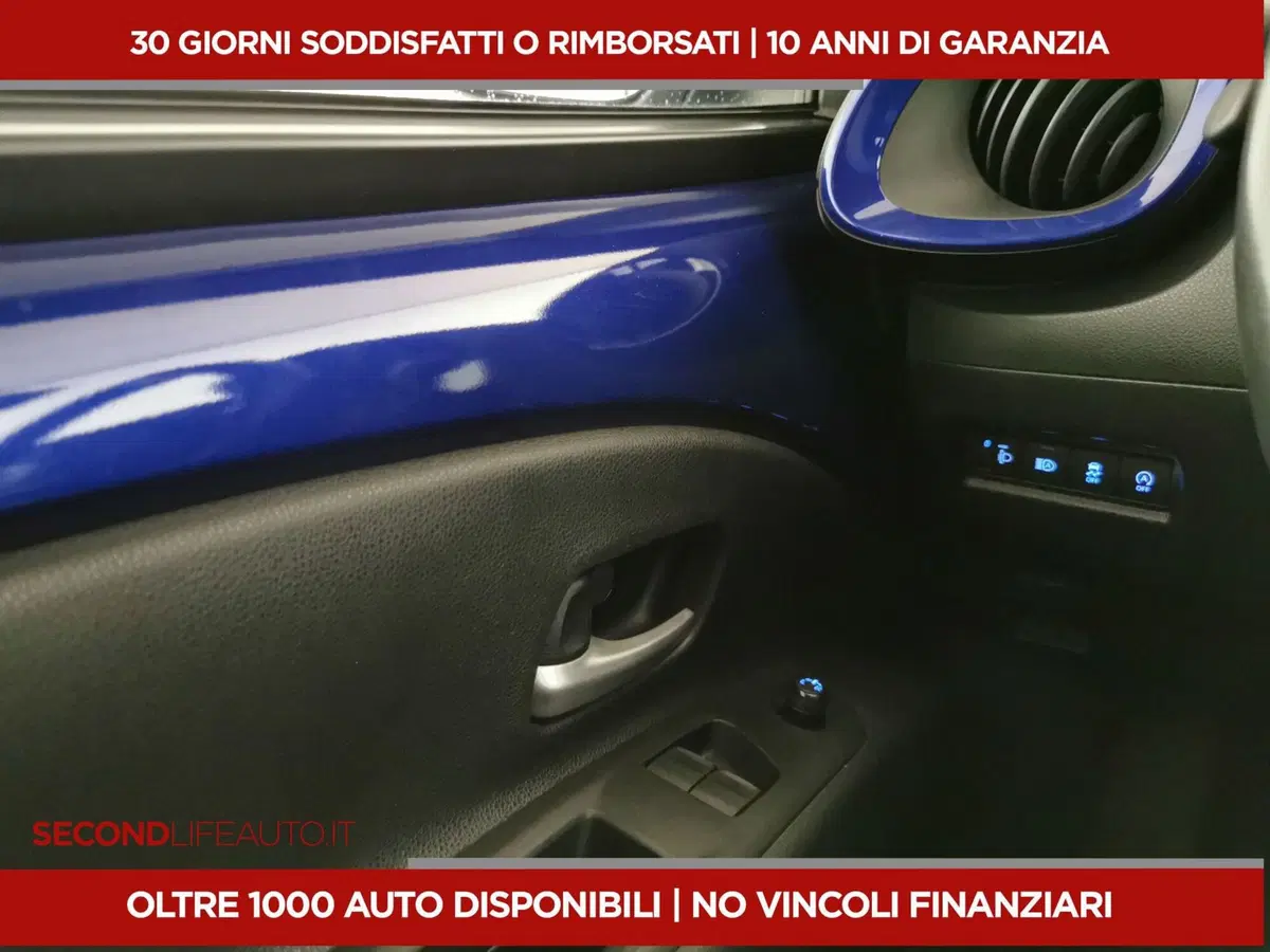 Toyota Aygo X usata a Chieti (14)