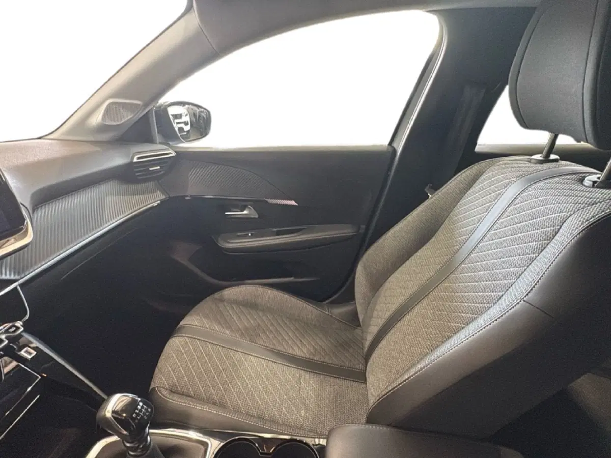 Peugeot 208 usata a Agrigento (17)