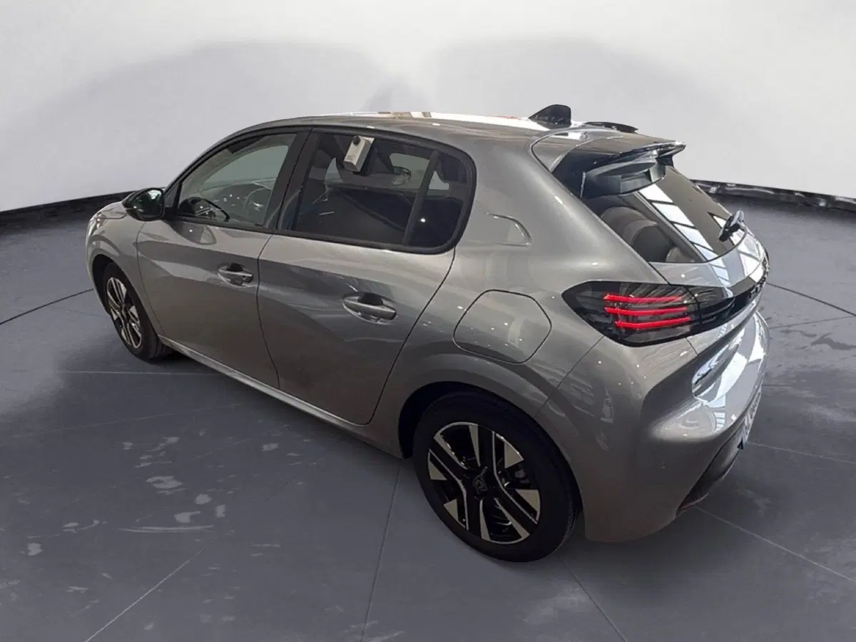 Peugeot 208 usata a Agrigento (3)