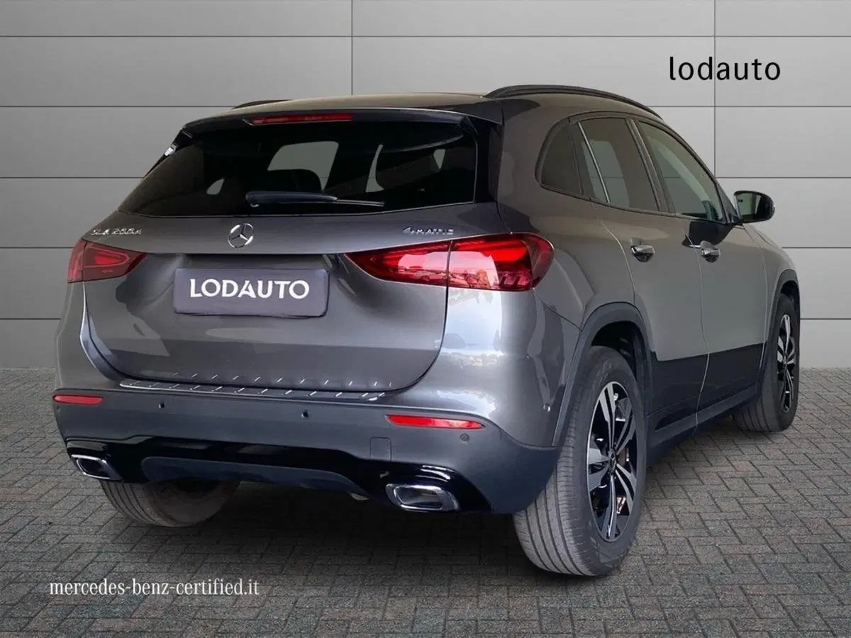 Mercedes-Benz GLA SUV usata a Bergamo (3)