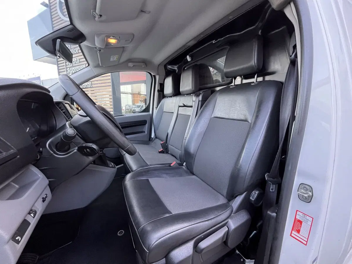 Toyota Proace usata a Modena (8)