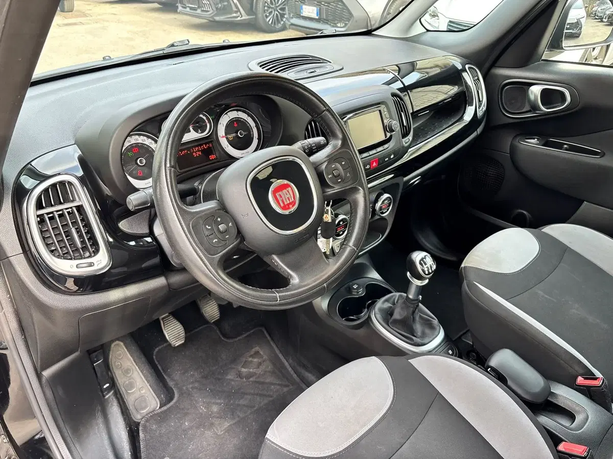 Fiat 500L usata a Modena (11)