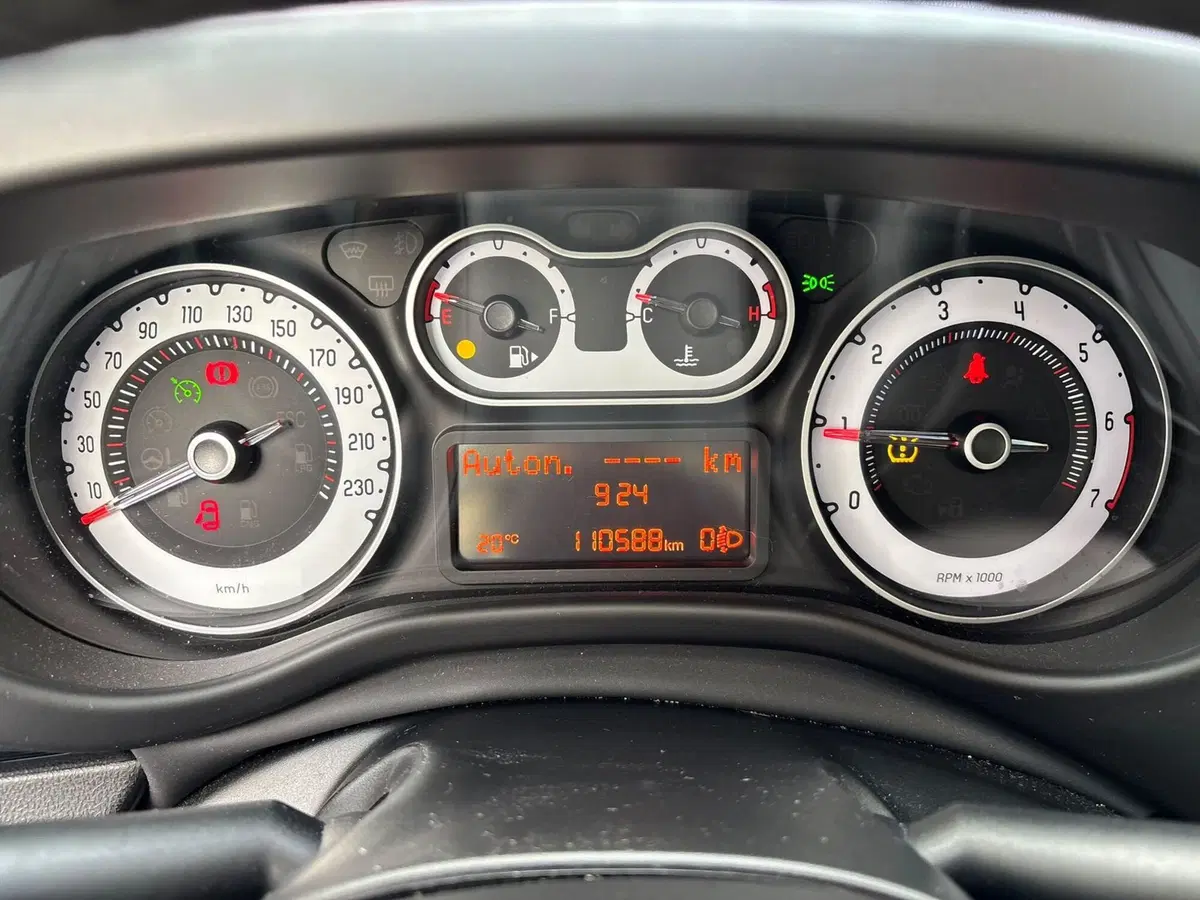 Fiat 500L usata a Modena (9)
