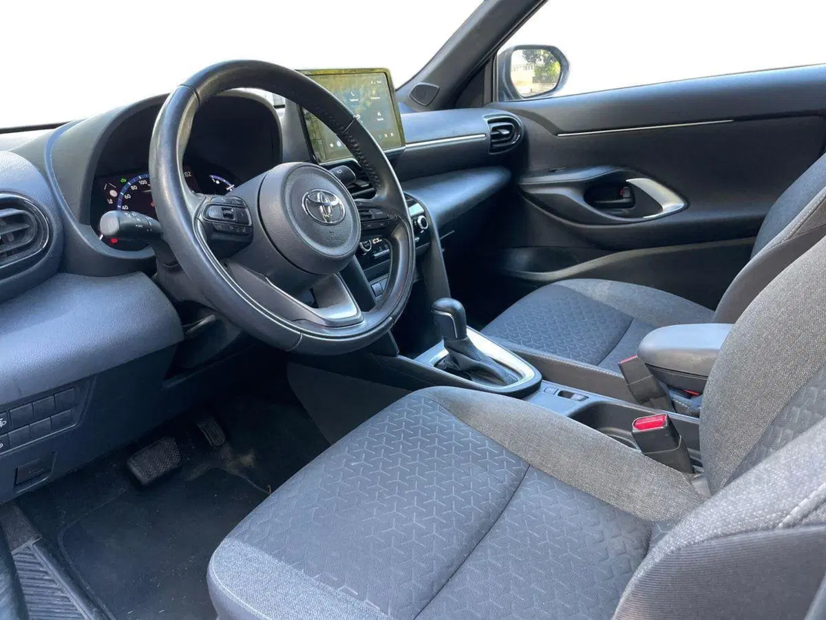 Toyota Yaris Cross usata a Bologna (9)