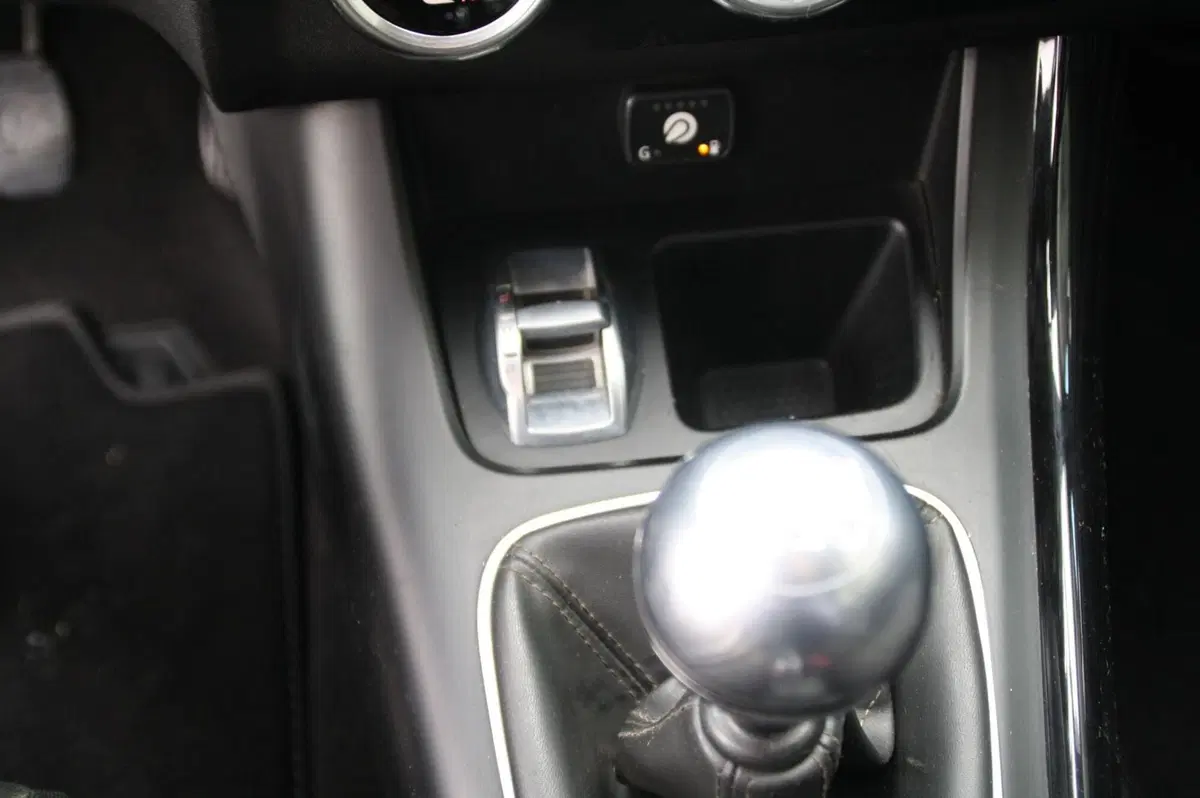 Alfa Romeo Giulietta usata a Pordenone (12)