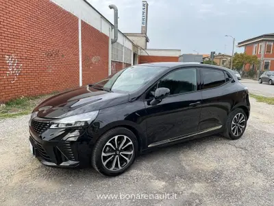 Renault Clio 1.0 tce Techno 90cv del 2025 usata a Lissone