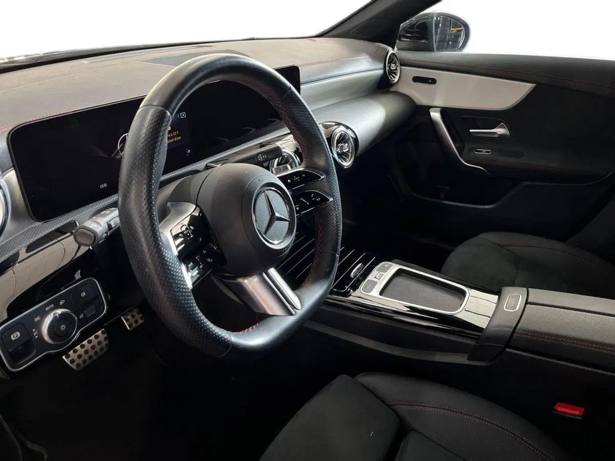 Mercedes-Benz CLA Shooting Brake usata a Taranto (7)