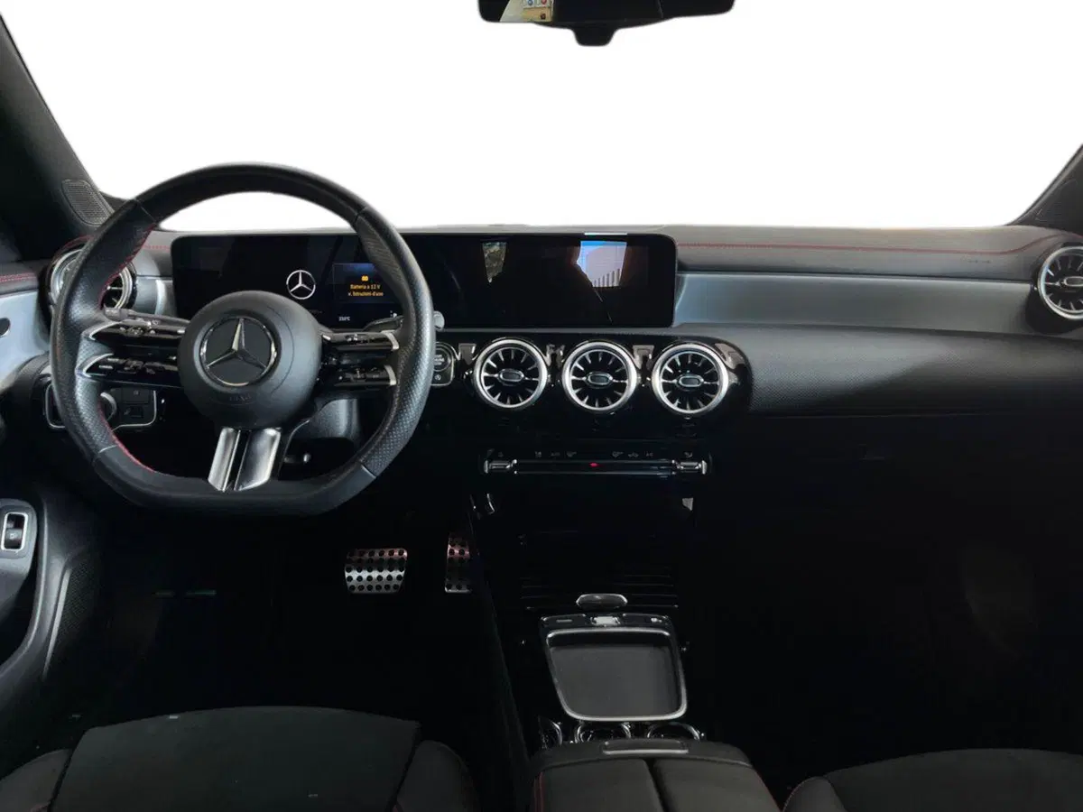 Mercedes-Benz CLA Shooting Brake usata a Taranto (8)