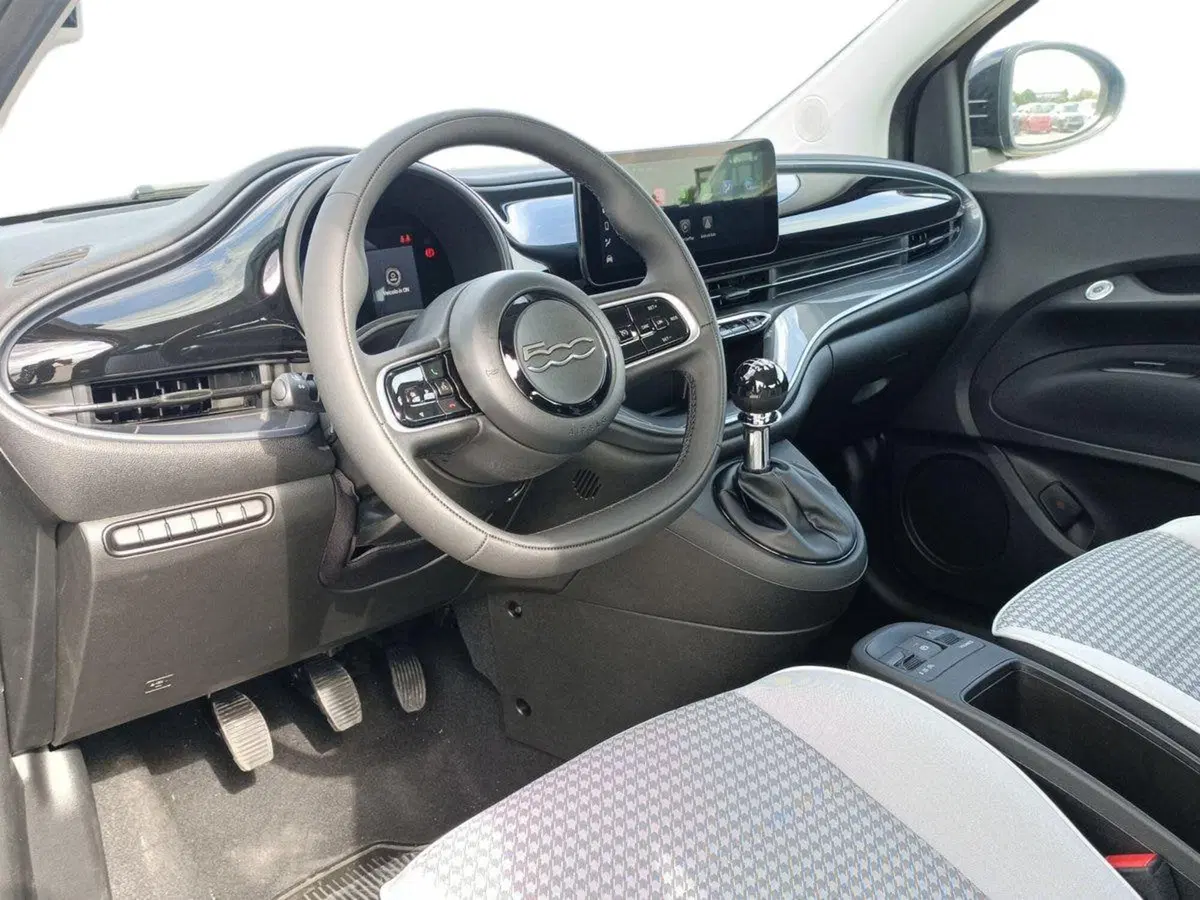 Fiat 500 nuova a Bari (10)