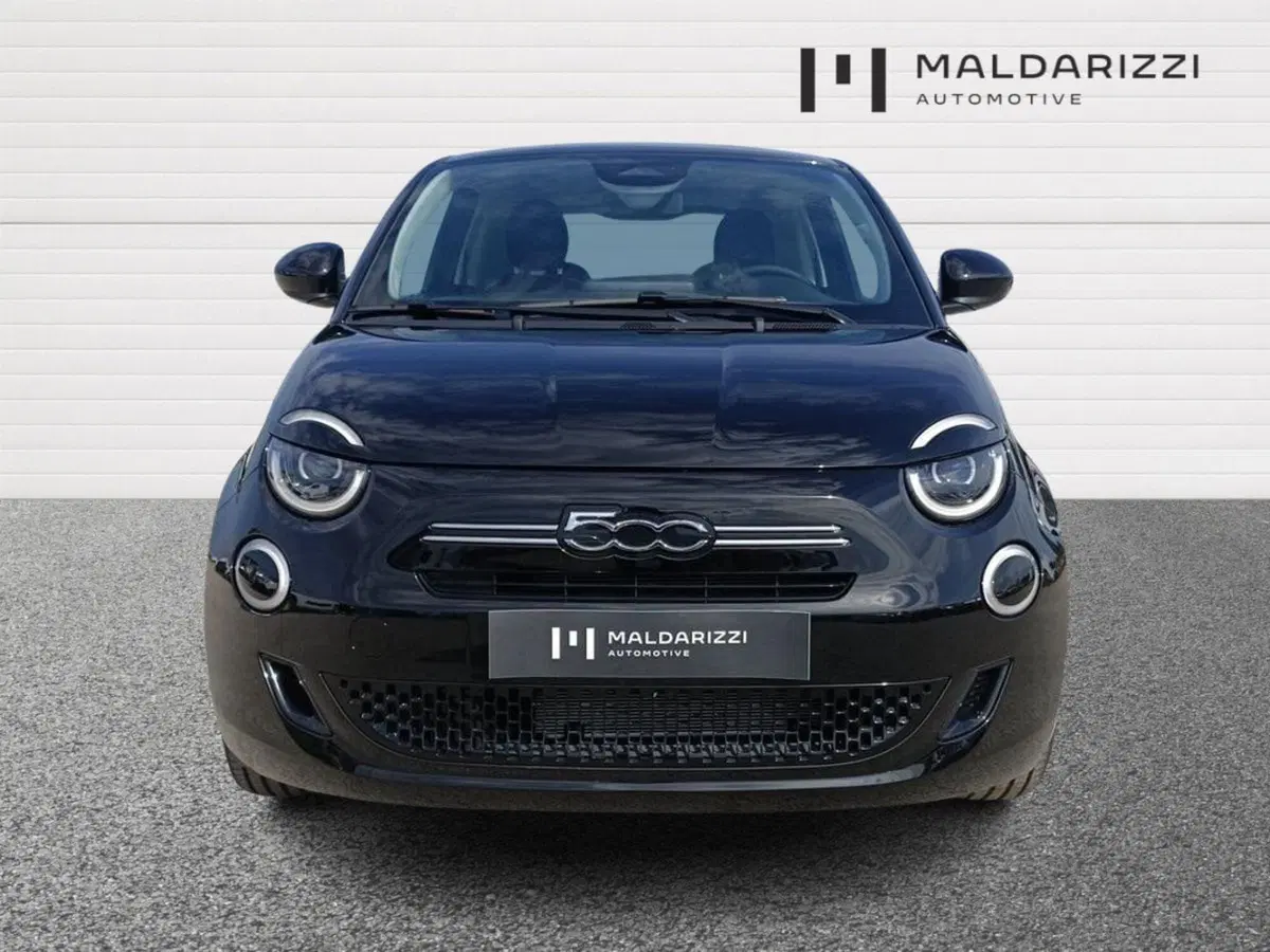 Fiat 500 nuova a Bari (2)
