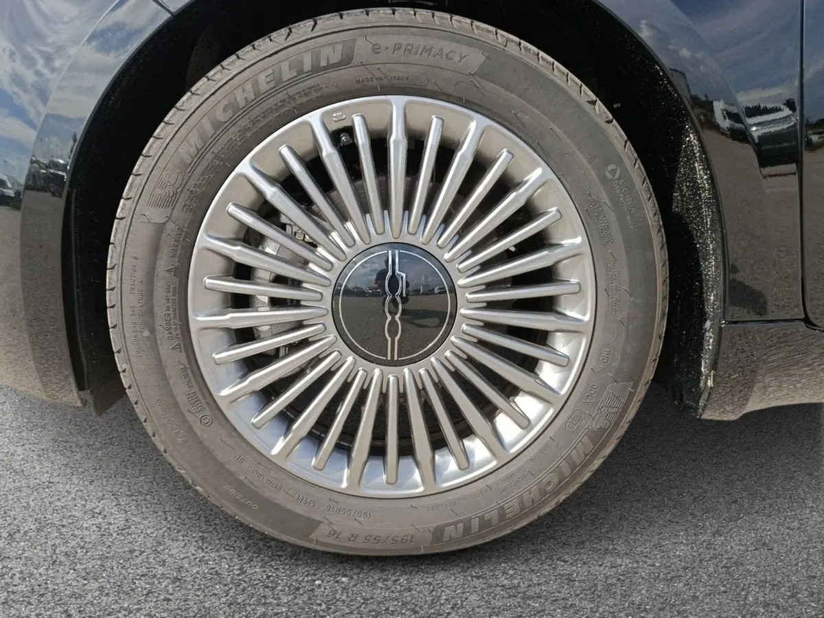 Fiat 500 nuova a Bari (6)