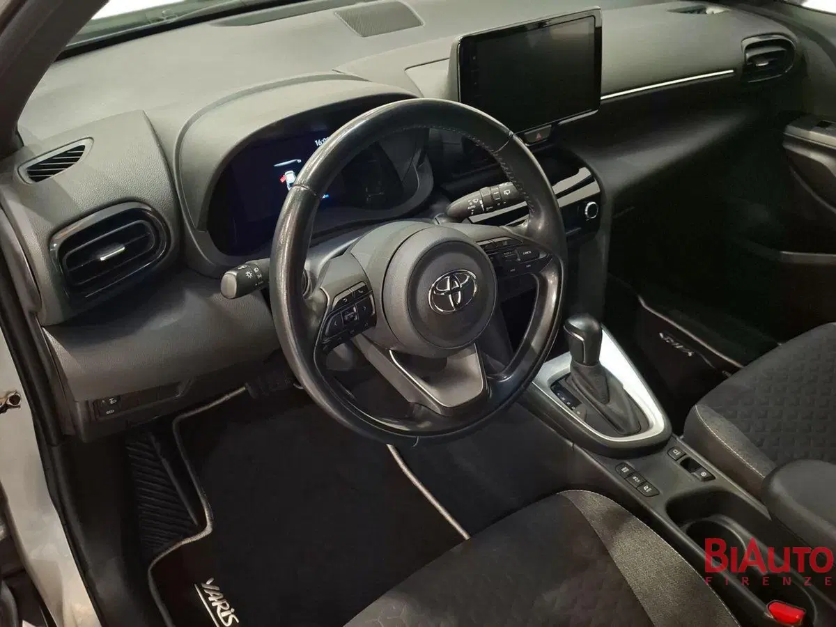 Toyota Yaris Cross usata a Firenze (7)
