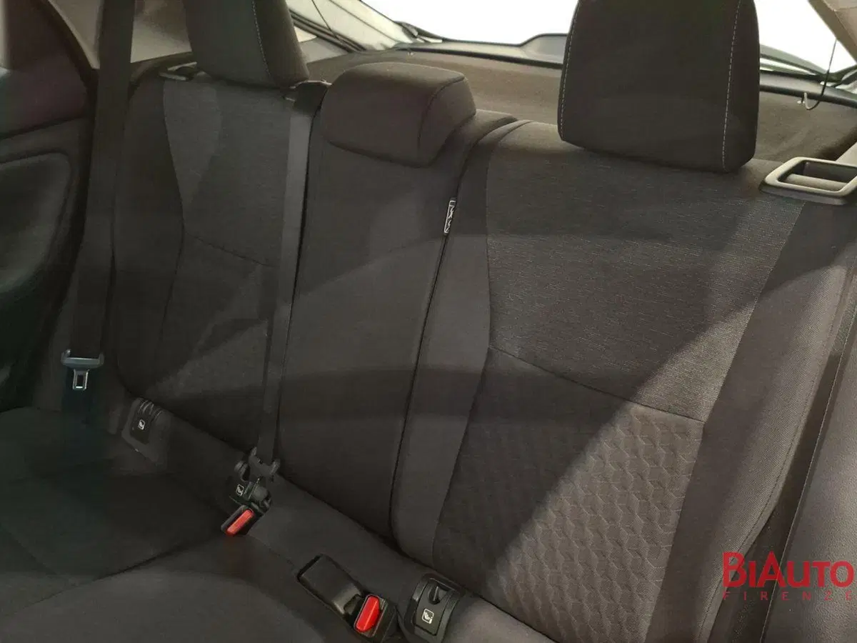 Toyota Yaris Cross usata a Firenze (11)