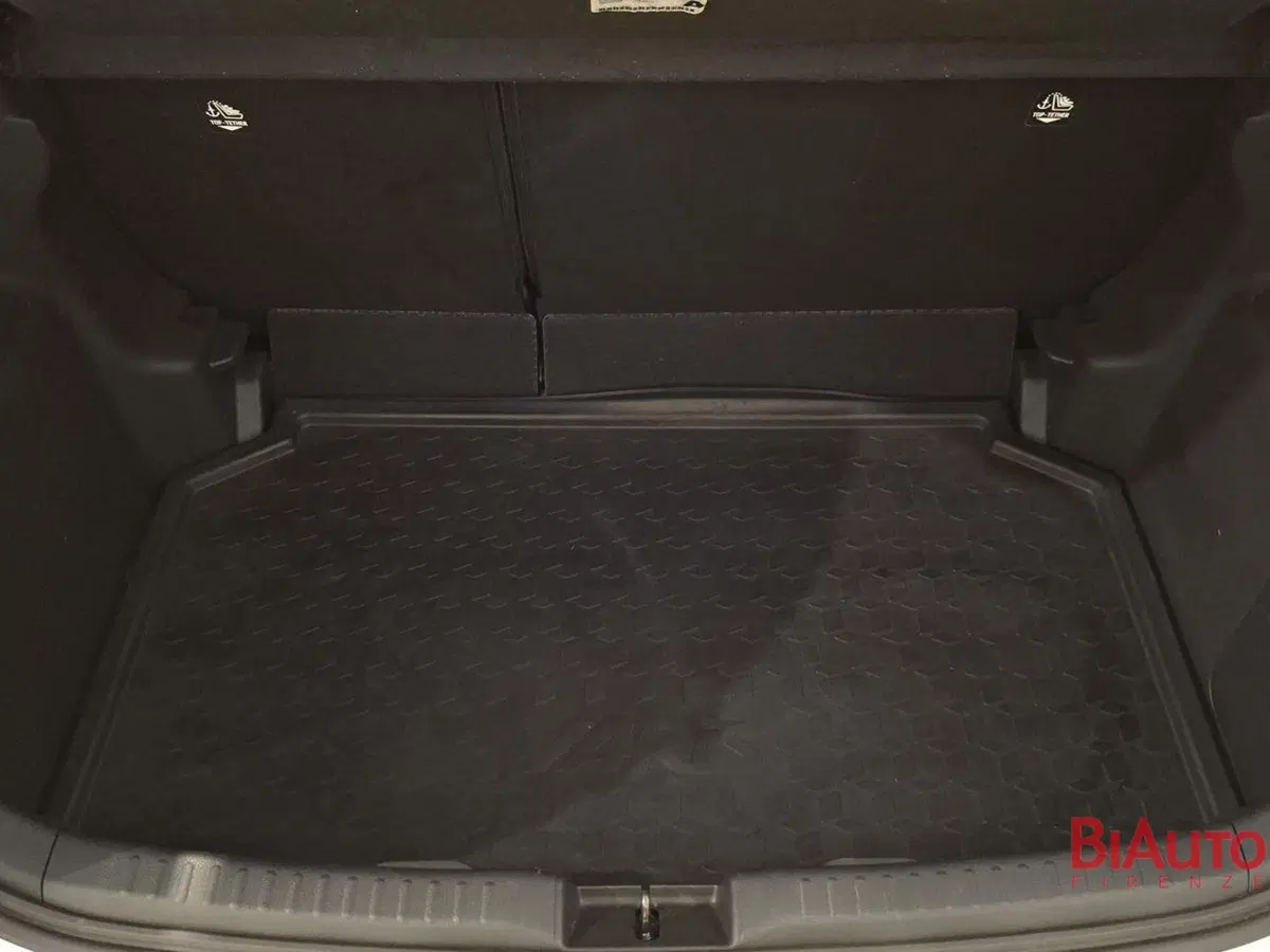 Toyota Yaris Cross usata a Firenze (6)