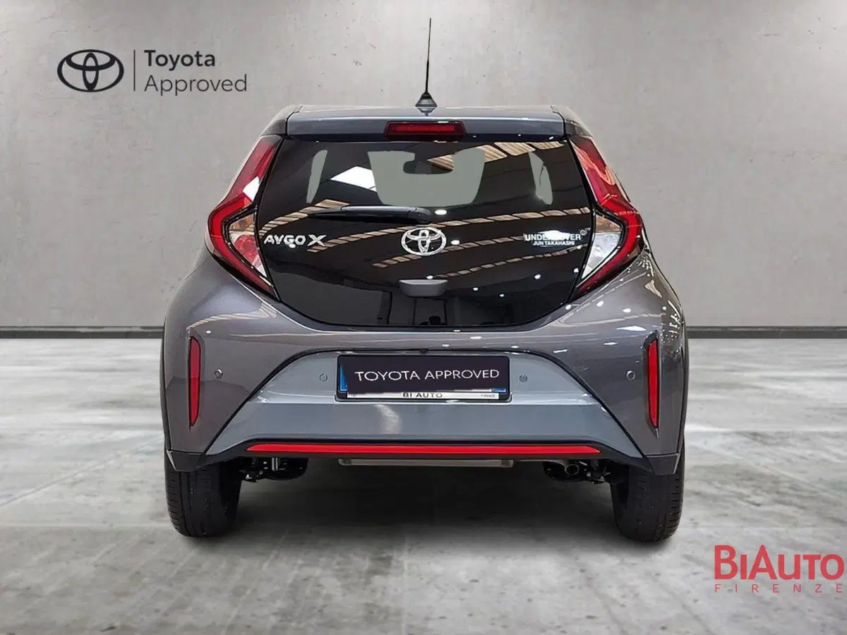 Toyota Aygo X usata a Firenze (12)