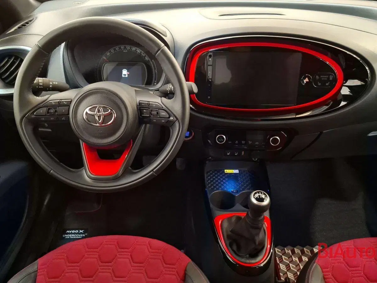 Toyota Aygo X usata a Firenze (8)
