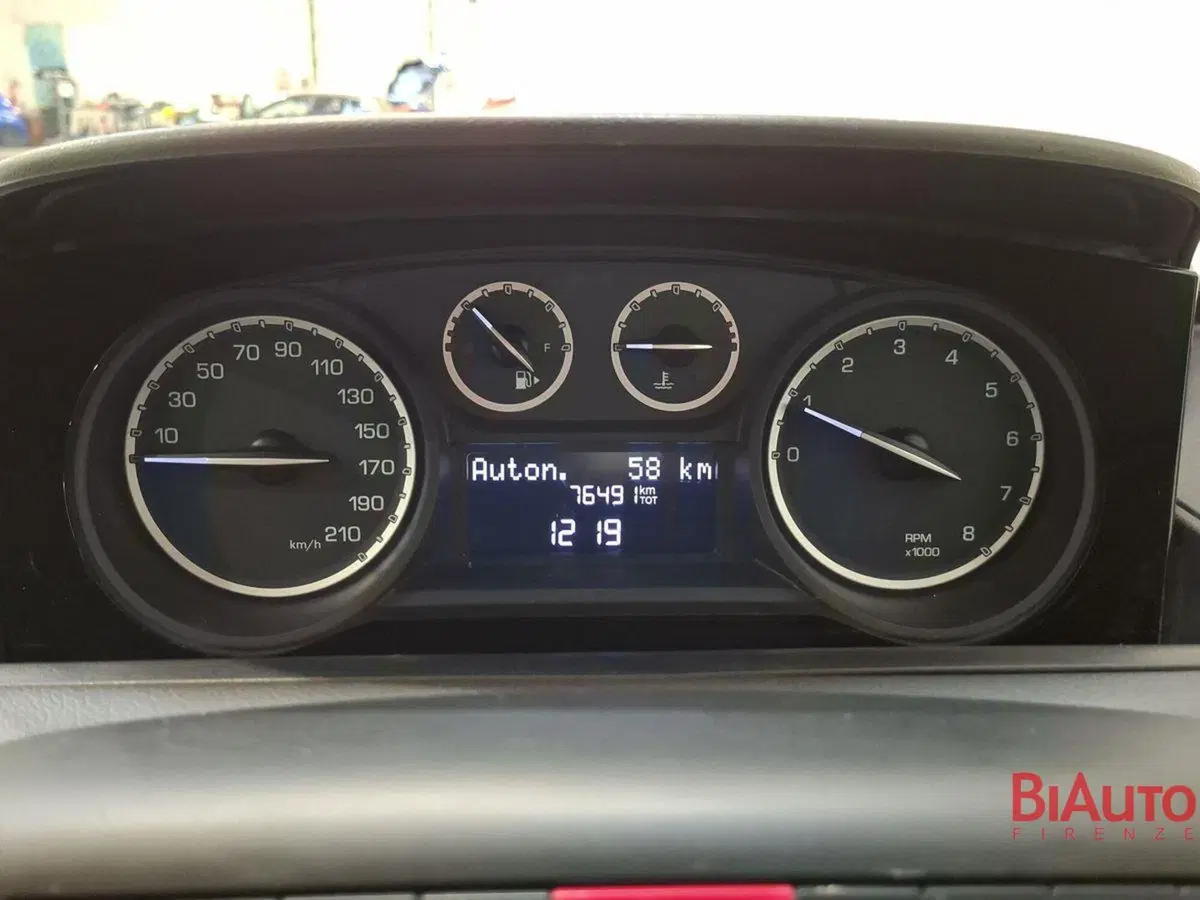 Lancia Ypsilon usata a Firenze (8)