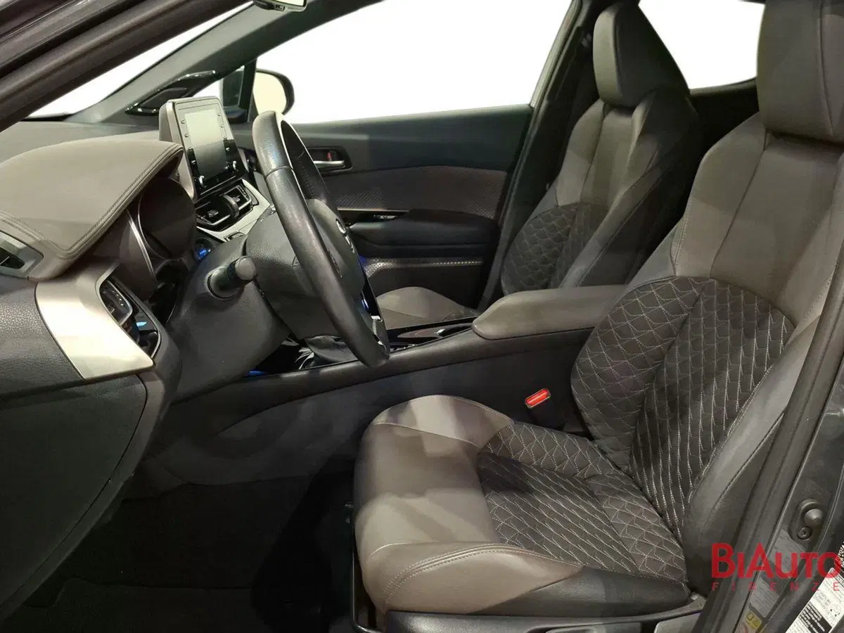 Toyota Toyota C-HR usata a Firenze (19)