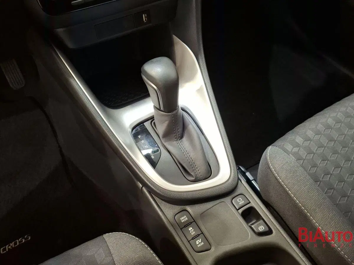 Toyota Yaris Cross usata a Firenze (17)